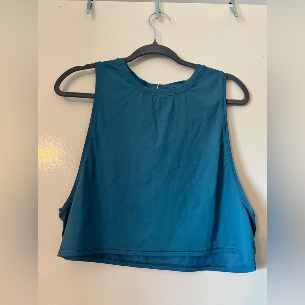 Lululemon cropped muscle tank